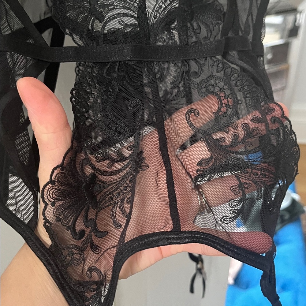 Bluebella Sheer Black Lace Chemise - Picture 5 of 7